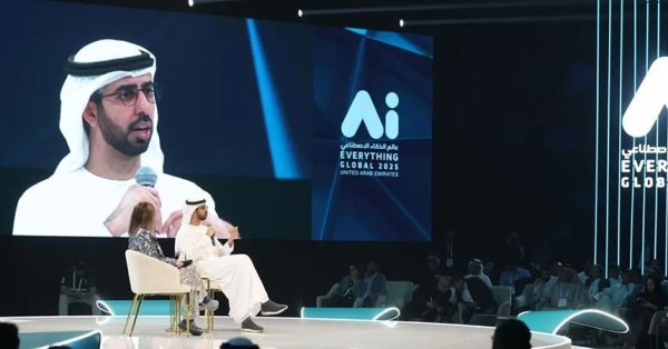 بداية قوية لقمة ومعرض عالم الذكاء الاصطناعي 2025 في أبوظبي