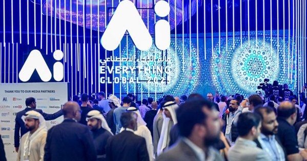 خبراء Ai يناقشون الحاجة إلى وضع أطر تنظيمية
