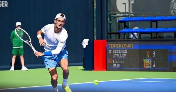 مواجهات قوية وأجواء حماسية في اليوم الثاني من بطولة وزارة الداخلية ATP تشالنجر للتنس