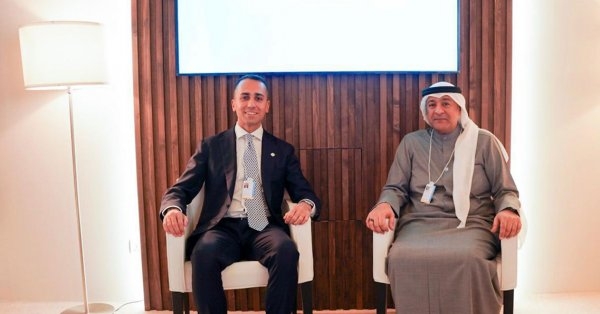 الأمين العام لمجلس التعاون يلتقي بالمبعوث الخاص للاتحاد الأوروبي لشؤون الخليج
