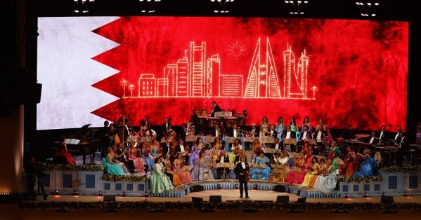 أندريه ريو يقدّم عرضًا موسيقيًا مبهرًا على خشبة مسرح بيون الدانة