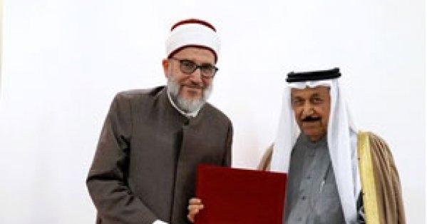 رئيس المجلس الأعلى للشؤون الإسلامية يستقبل الشيخ الدكتور مجد مكي