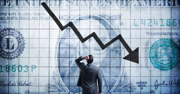 التوترات التجارية وتباطؤ النمو يعيدان شبح الركود إلى الأسواق العالمية