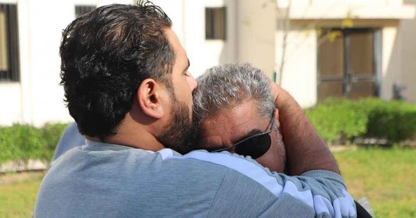 مشمولون بالعفو الملكي يعربون عن شكرهم وتقديرهم لجلالة الملك المعظم