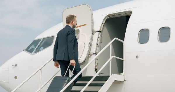 كيف يمكن للبحرين الاستفادة من هروب الأثرياء من بريطانيا ؟
