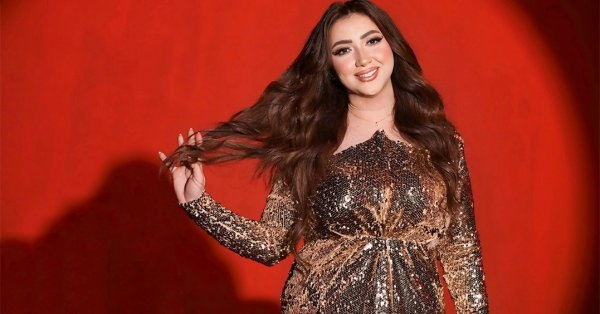 أية عبدالله تطلق "واو" بطاقة ايجابية