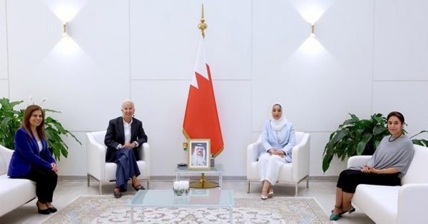 وزيرة السياحة تستقبل المدير التنفيذي والأمين العام لمبادرة الساعات والمجوهرات