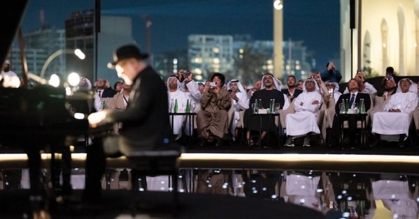 بالفيديو: سمو الشيخ خالد بن محمد بن زايد يشهد حفل افتتاح متحف "تيم لاب فينومينا أبوظبي" للفنون الرقمية في المنطقة الثقافية في السعديات
