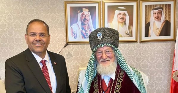 سفير البحرين في موسكو يستقبل سماحة مفتي عموم روسيا