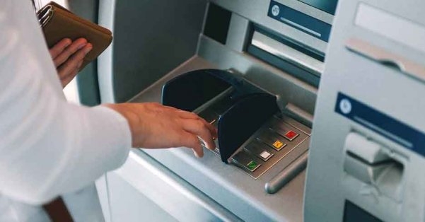الزيادة السنوية تنعش حسابات المتقاعدين غداً.. وبأثر رجعي