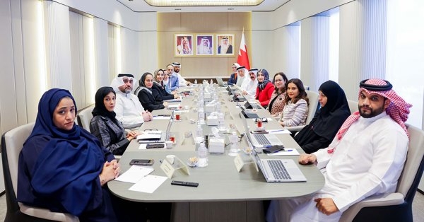 "خدمات الشورى" تبحث مع "الصحة" مشروع قانون بشأن وضع خطة وطنية لمكافحة مقاومة الميكروبات للمضادات