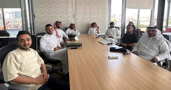 دراسة لطلبة الماجستير: "الخليجية" حققت تقدماً في التحول الرقمي