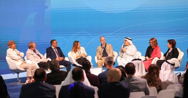 جائزة الشيخ زايد للكتاب تجمع مبدعي العالم