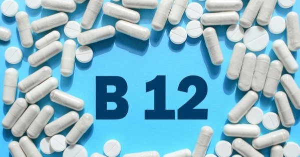فوائد عديدة لفيتامين B12.. لكن احذر من آثاره الجانبية إذا أفرطت في تناوله