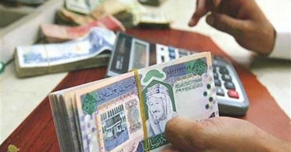 السعودية تزيد الإنفاق 5% بالربع الأول.. والإيرادات النفطية تنخفض 18%