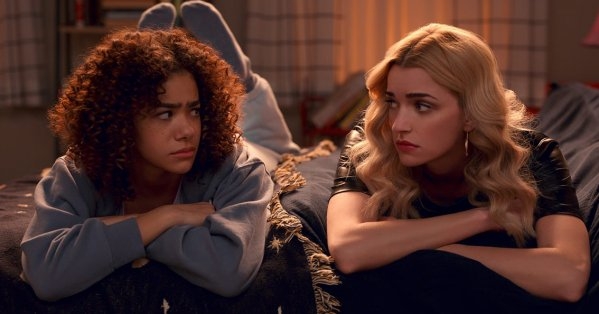 عودة Ginny & Georgia