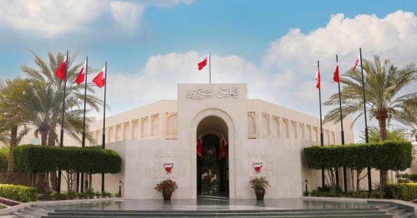 "الشورى" يراجع ضريبة الشركات الكبرى