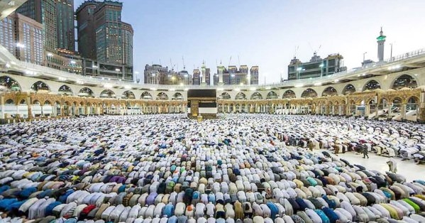 4530 بحرينيا يؤدون الحج لأول مرة في 2025