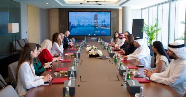 وزيرة الاستثمار في المملكة المتحدة تلتقي مسؤولي مجلس التنمية الاقتصادية