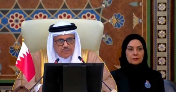 وزير الخارجية يؤكد دعم البحرين لخطة التعافي المبكر وإعادة إعمار قطاع غزة