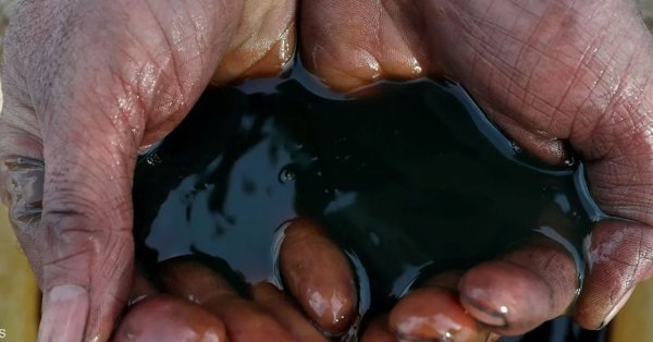 النفط مستقر مع ترقب نتائج المحادثات الأميركية الإيرانية