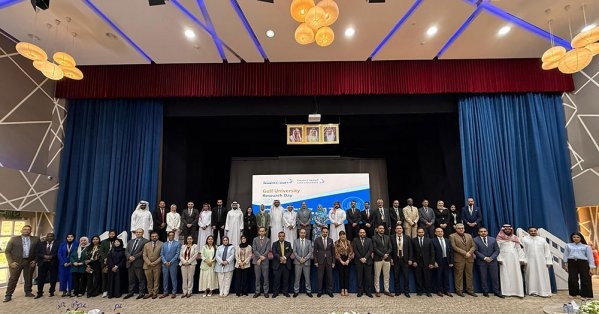الخليجية تختتم "يوم البحث العلمي 2025" بمشاركة واسعة من مختلف الكليات