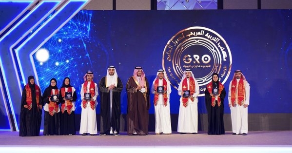 وزير التربية والتعليم: طلبة مملكة البحرين يحرزون 3 ميداليات في الأولمبياد الخليجي للروبوت بدبي