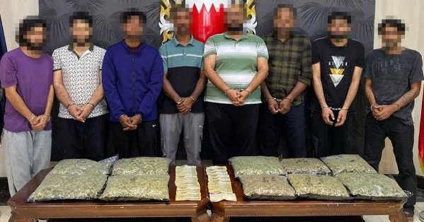 القبض على عدد من الآسيويين لمحاولتهم تهريب وحيازة مواد المخدرة