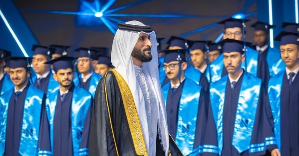 سمو الشيخ ناصر بن حمد يرعى حفل تخريج الفوج التاسع من طلاب مركز ناصر العلمي