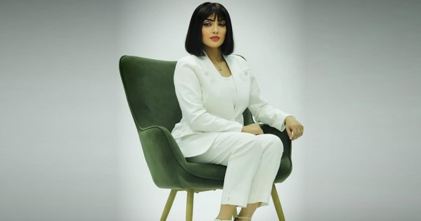 الفنانة شهد: أحمد يعقوب المقلة "عرابي الفني"