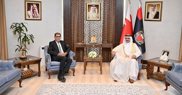 وزير الداخلية يشيد بدور مجلس الشورى في دعم الجهود الأمنية للحفاظ على أمن الوطن