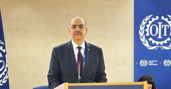 وزير الشؤون القانونية وزير العمل بالوكالة يلقي كلمة مملكة البحرين ضمن أعمال الدورة (113) لمؤتمر العمل الدولي في جنيف