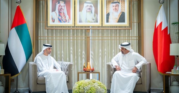 وزير المالية والاقتصاد الوطني: العلاقات الأخوية التاريخية التي تجمع البحرين والإمارات تستند إلى أسسٍ متينة من التعاون والعمل المشترك