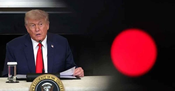 ترامب يتراجع.. ويجمّد مداهمات الترحيل بحق هؤلاء