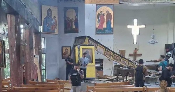 دمشق تشيع ضحاياها.. وجماعة جديدة تتبنى تفجير الكنيسة