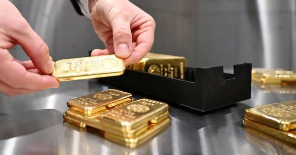 بعد فوضى بسوق المعادن.. واشنطن تعتزم إعفاء سبائك الذهب من الرسوم