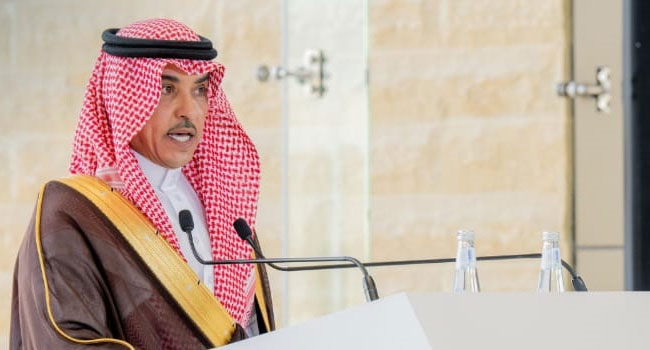خلال المؤتمر الصحفي الحكومي أمس.. بمشاركة الدوسري والحقيل.. وزير الإعلام: رؤية السعودية 2030 تسبق الأرقام والزمن.. والإنجازات تتحدث عن نفسها