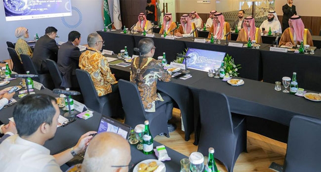 الخريف التقى قادة كبرى الشركات.. تعزيز التعاون مع إندونيسيا في المعادن الإستراتيجية
