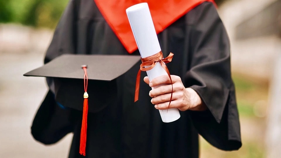 الدكتوراه في علم الطفيليات لـ«فاطمة الحربي»
