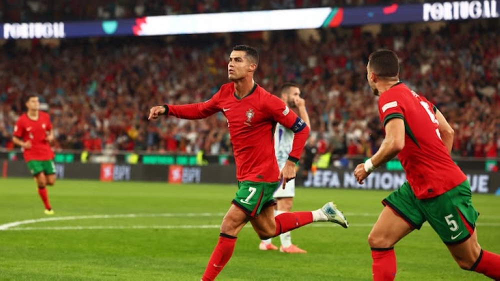 البرتغال تستدعي' رونالدو ونيفيز' لمواجهة ألمانيا