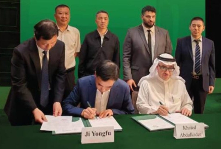 الرئيس التنفيذي لـ'الغطاء النباتي' يوقع مذكرة تفاهم مع معهد قانسو.. ويبحث التعاون مع الشركات الصينية