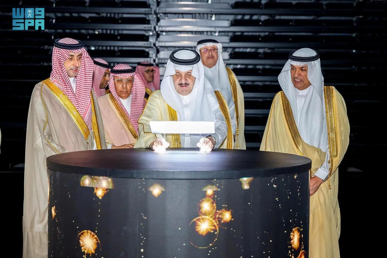أمير المنطقة الشرقية يفتتح 'أرينا الخبر'