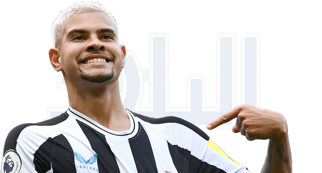 الاتحاد والهلال يتصارعان على نجم نيوكاسل