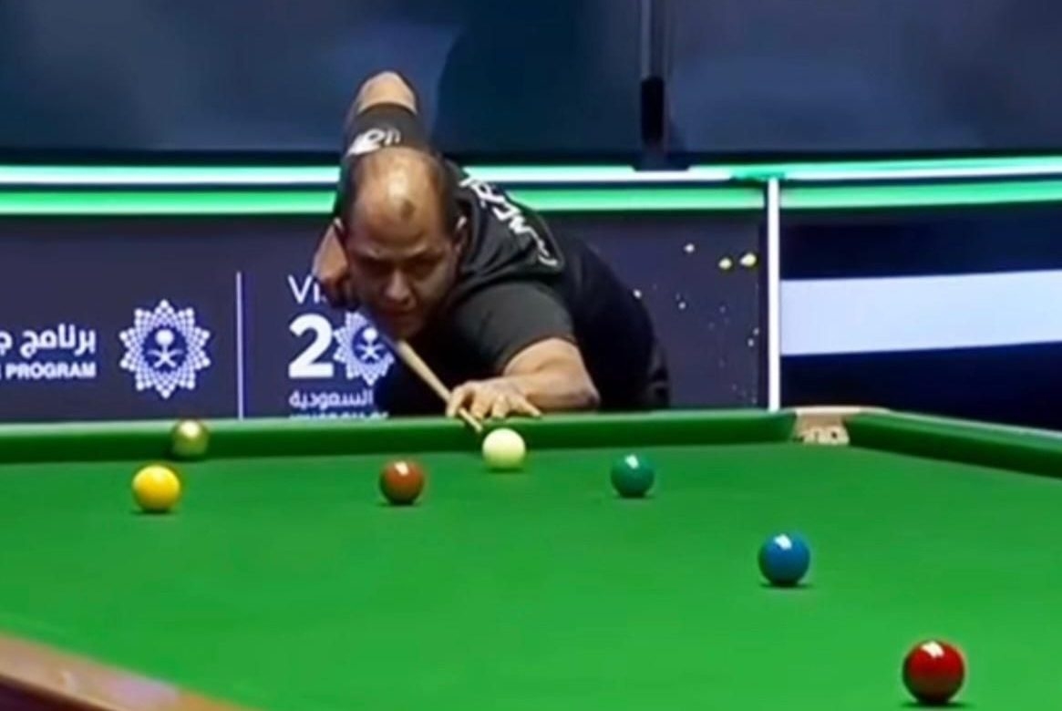 لاعبو الأخضر يشاركون في البطولة الكبرى للسنوكر
