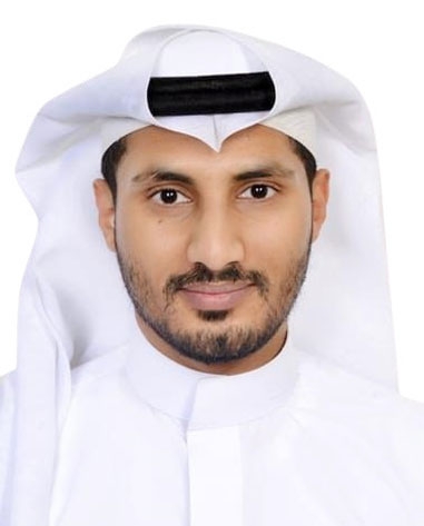 عبدالله يحصل على البكالوريوس