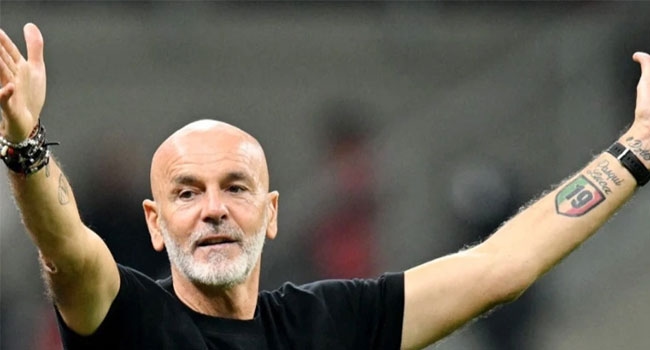 النصر يفسخ عقد مدربه الإيطالي بيولي