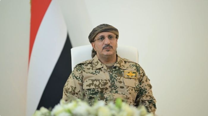 طارق صالح: نحيي كل يمني متمسك بالجمهورية ورافض لولاية الحوثي ومشروع الحرس الثوري