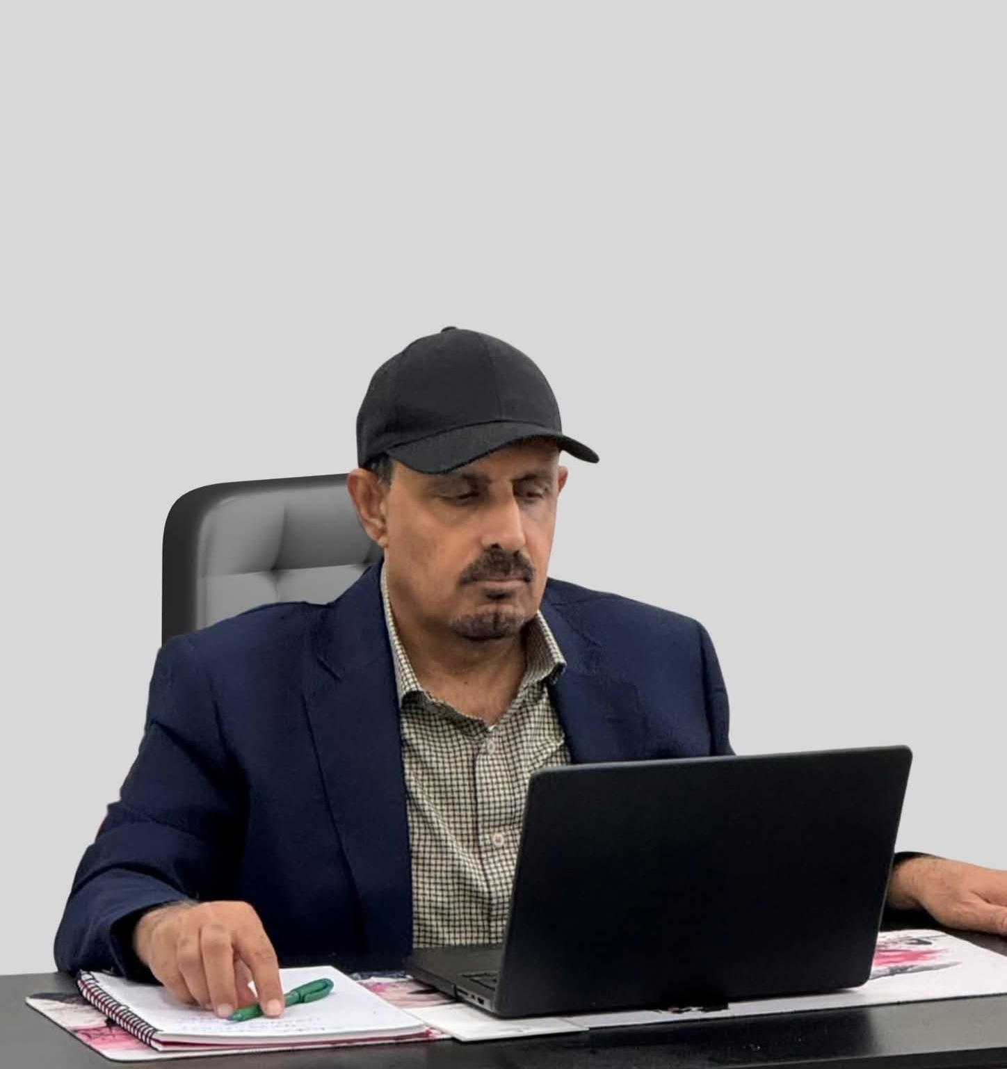 محافظ حضرموت يبحث مع الفريق المدني الأمريكي الجديد تعزيز الشراكة التنموية والأمنية