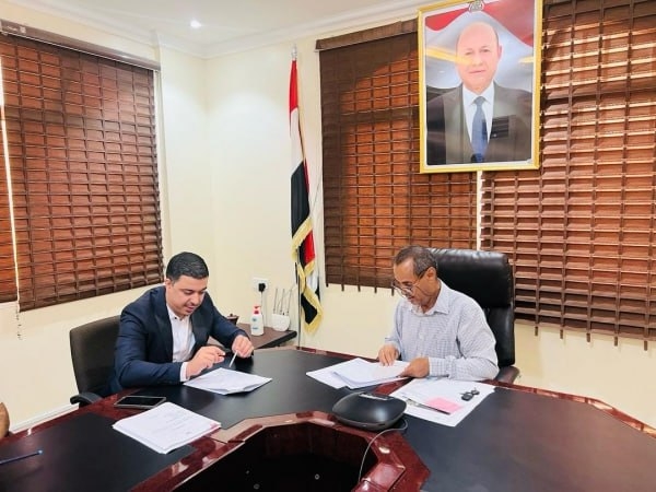 عدن.. توقيع اتفاقيتين لتنفيذ وتأهيل 6 مشاريع مياه في 3 محافظات