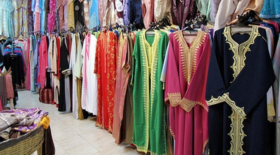 تحضيرات رمضان تنعش التجار والحرفيين